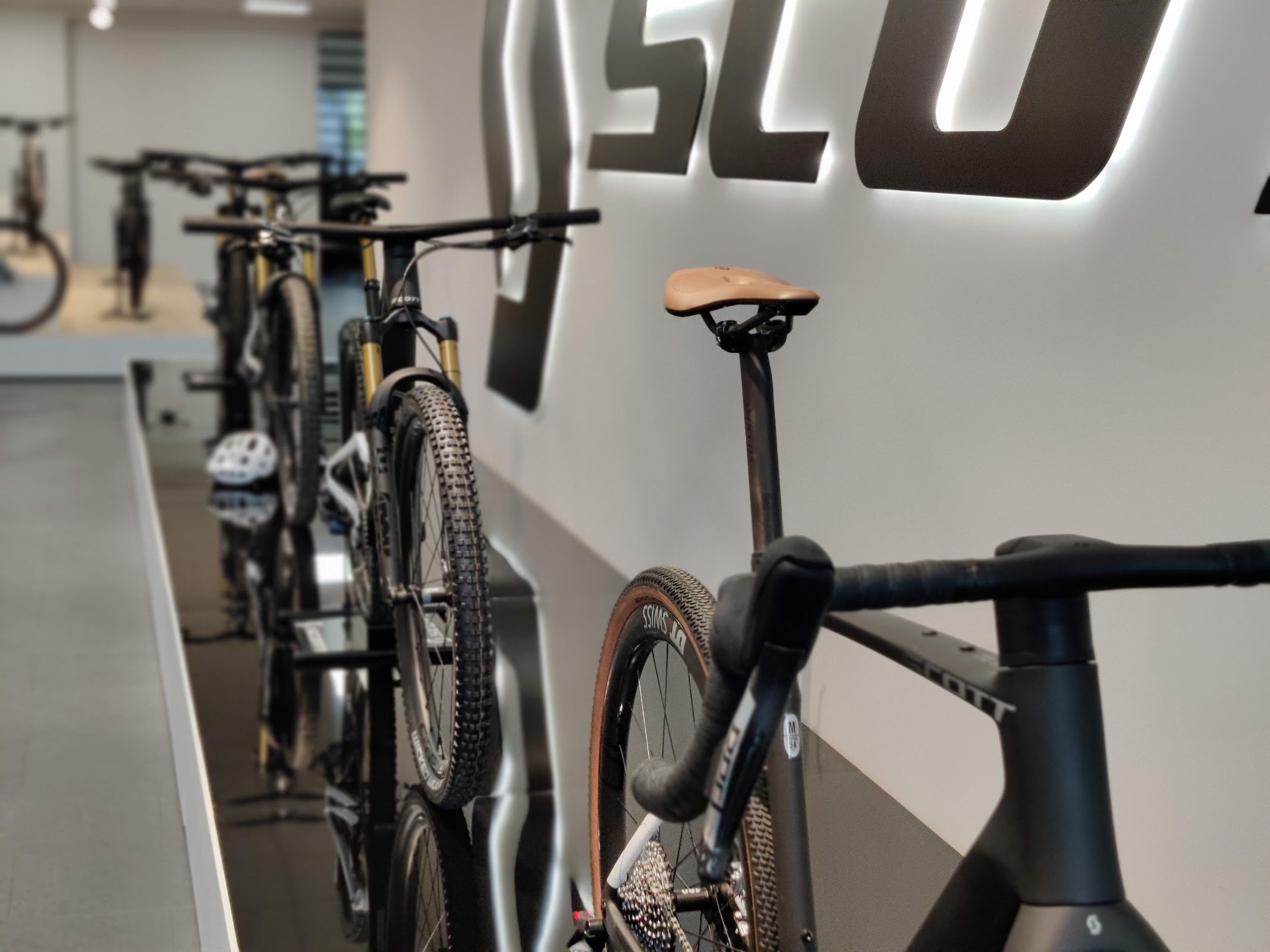 venster als je kunt Taille Scott opent met veel vertrouwen in triatlon-, fiets- en loopmarkt nieuw  hoofdkwartier in Nederland – 3athlon.be