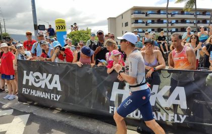 Cam Wurf begint aan de marathon op het WK Ironman in Hawaii in 2022 (foto: 3athlon.be)