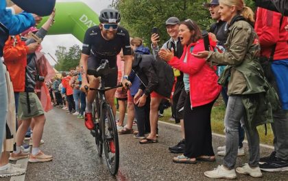 Jonas Deichmann op Solarer Hill in de Challenge Roth (foto: Challenge Roth)