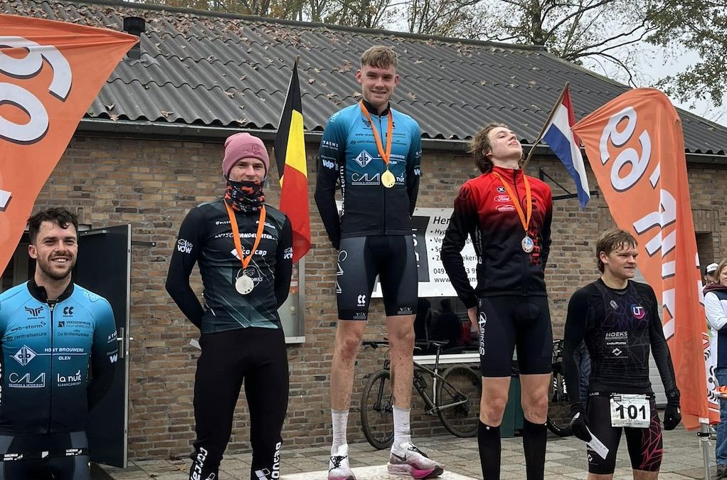 Jonge generatie baas in cross-duatlon Reusel, Arno Brouwers wint tweede jaar op rij