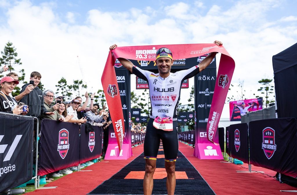 Wereldkampioen Jelle Geens wint eerste 70.3 Ironman Pro Series triatlon van 2025 in Geelong